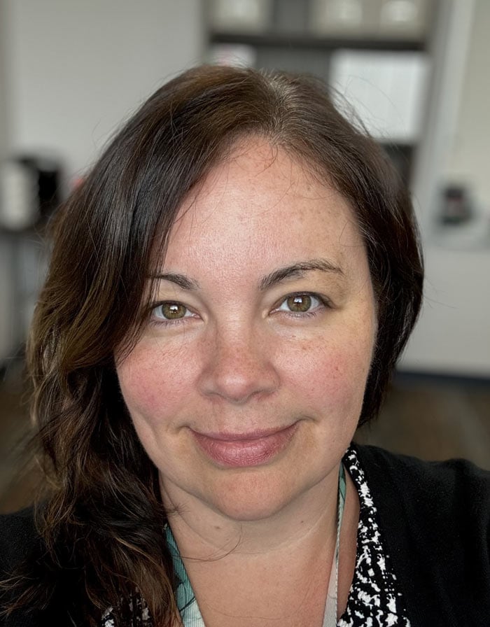 Headshot of Cheri Horvath